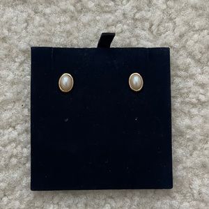 Pearl and Gold Style Stud Earring